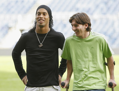 葡体主席：过去40年波尔图和本菲卡一直在操控裁判（葡体主席指控：波尔图与本菲卡在过去40年间干预裁判）