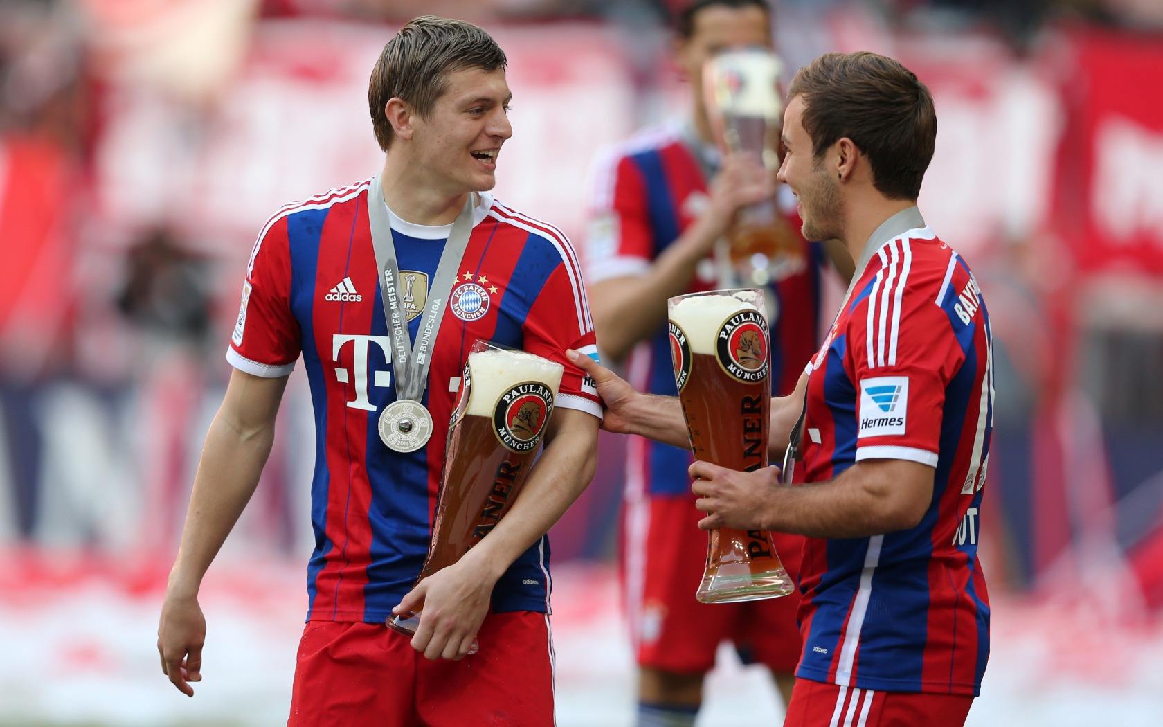 卡利亚里主帅：我在球员时代盯防过C罗，那真是令人激动（卡利亚里主帅回忆：球员时期曾盯防C罗，激动难忘）