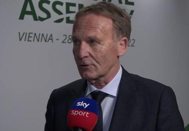 热议国安夺足协杯：河南经验不足，希望国安明年外战别搞砸（国安夺足协杯引热议：河南经验欠缺，盼国安明年外战不再失手）