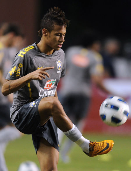 记者：泰山以次顶薪续约瓦科，有海滨城市球队报价但球员无意（据记者：泰山以次顶薪留住瓦科，沿海城市球队曾报价但其无意加盟）