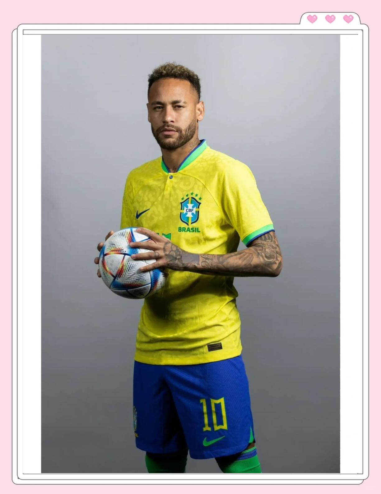 足球英超球队内部录像流出，球员争吵曝光