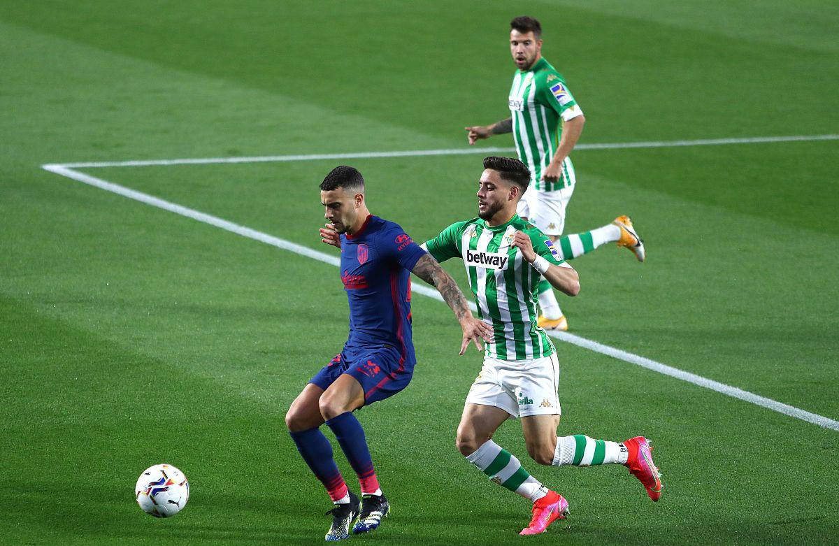 太阳报：巴萨想签15岁新星加布里埃尔，但曼联有信心留下他（太阳报：巴萨有意15岁新星加布里埃尔，曼联确信能留住他）