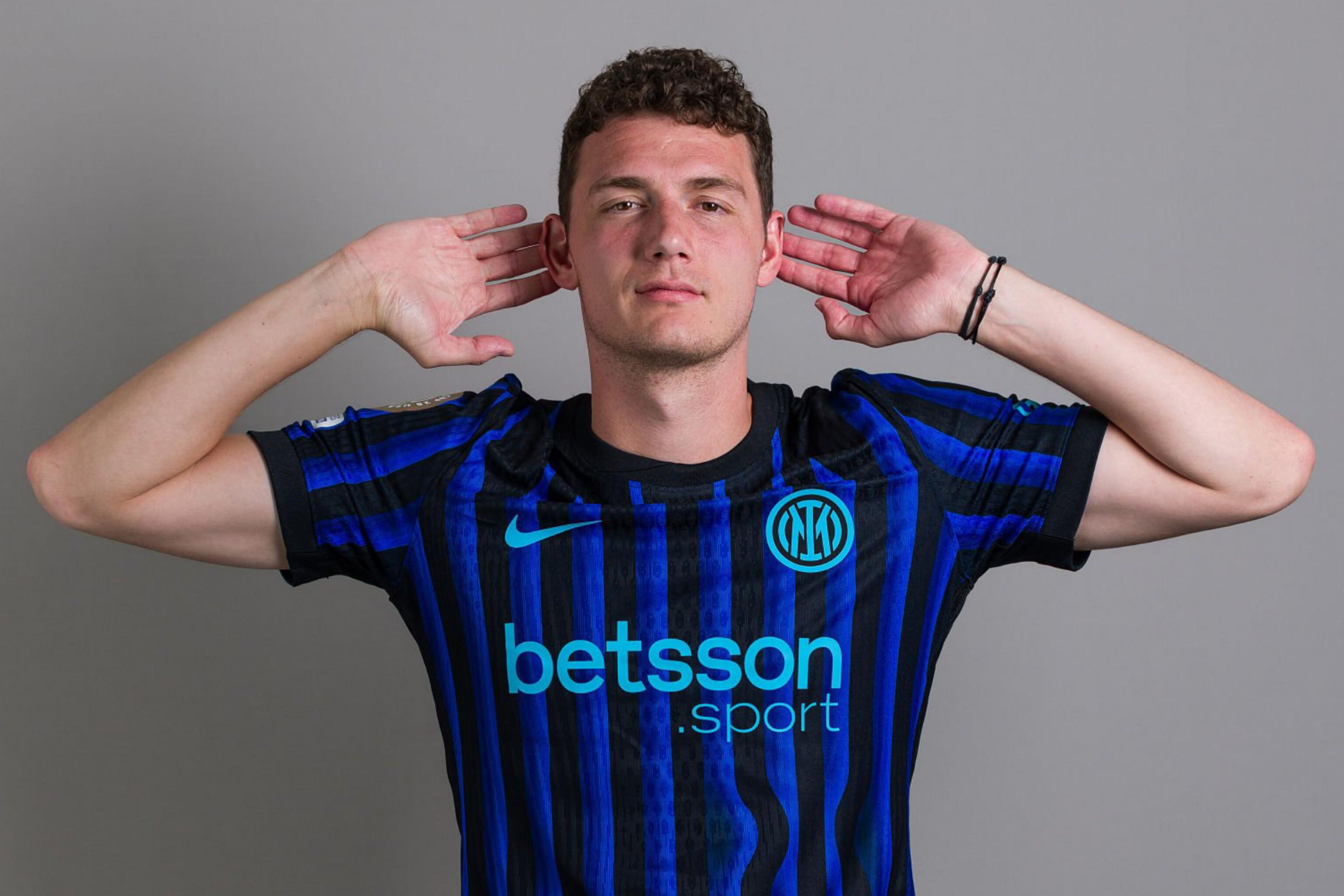 懂球帝2025赛季中超最佳阵容：瓦科法比奥领衔，申花3人入选最多（懂球帝评选2025赛季中超最佳阵容：瓦科法比奥领衔，申花三人入围最多）