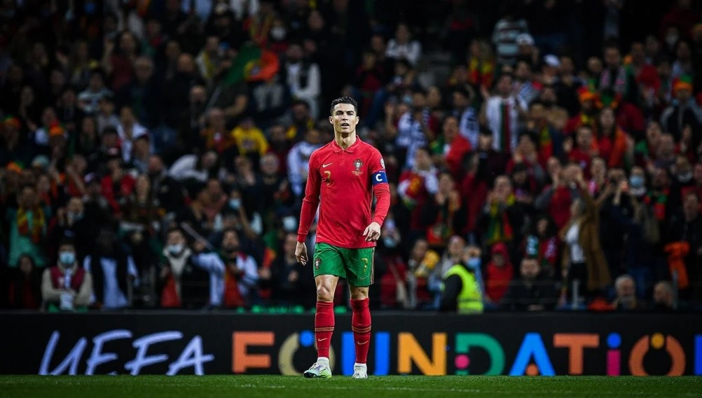 德天空：尽管有其他报道，但弗里克无意离开巴萨（德天空：传闻不断，弗里克仍无意离开巴萨）