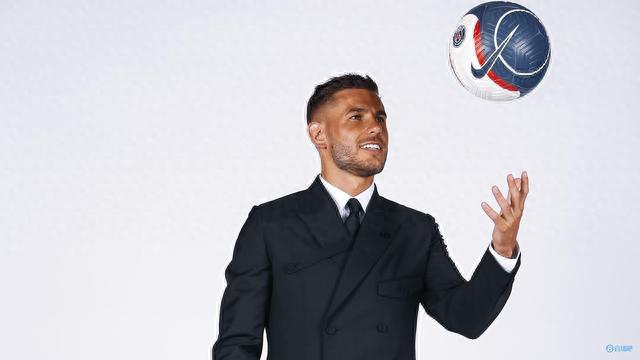 意媒：尤文冬窗很难签下贝尔纳韦，其3千万身价是主要障碍（意媒：尤文冬窗引进贝尔纳韦受阻，3000万身价成最大难题）