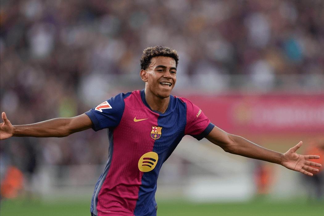 马卡：皇马和卡斯蒂亚进行了对抗赛，门迪被安排在中后卫位置（马卡：皇马与卡斯蒂亚队内热身赛，门迪出任中卫）