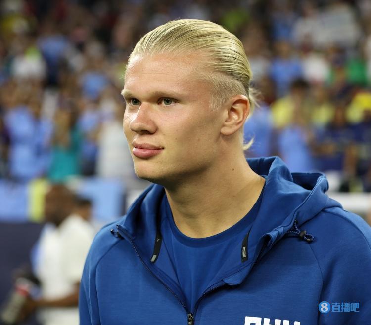 骑车危险行为引热议，功德木鱼再破碎（危险骑行引发争议，“功德木鱼”再度碎裂）